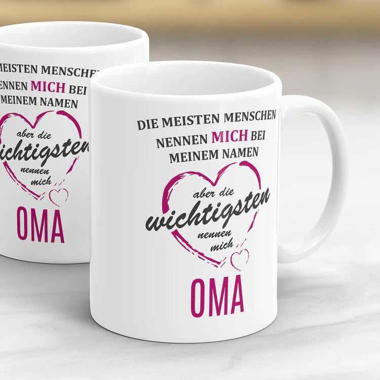 Nahaufnahme einer Oma Tasse als Geschenk